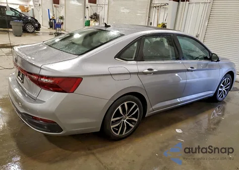 2025 Volkswagen Jetta Se из США, поврежденный, VIN 3VW7X7BU3SM017570